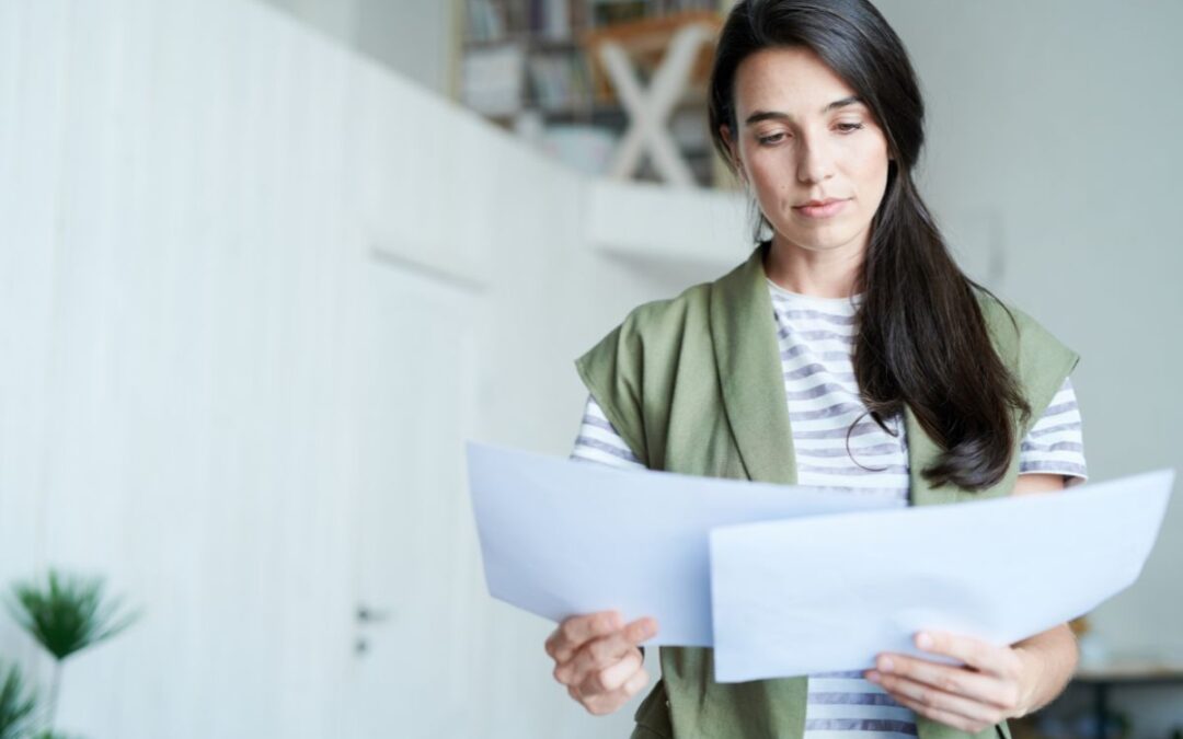 Kto odpowiada za ochronę informacji niejawnych w firmie i jakie stanowiska trzeba wyznaczyć?